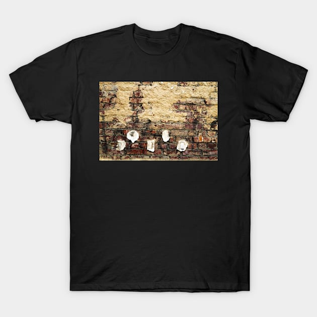 old abandoned wall T-Shirt by stoekenbroek